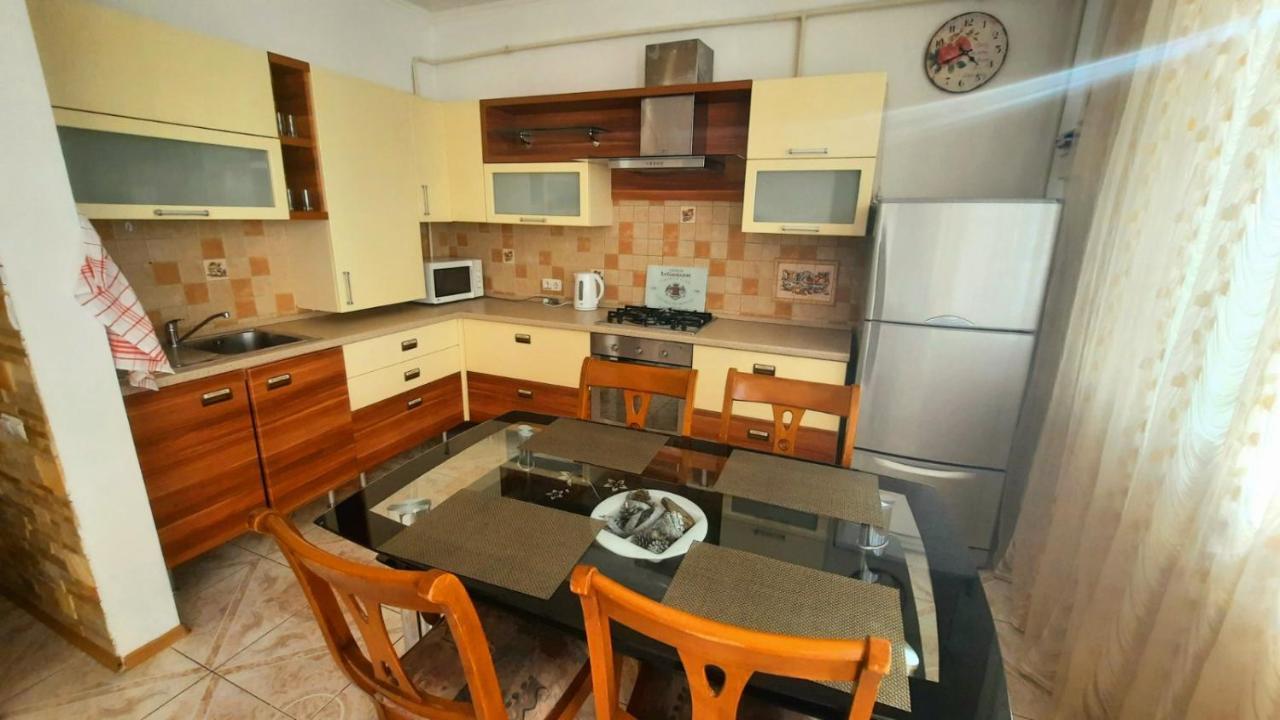 Elegance Apartment Chisinau Center Close To Stefan Cel Mare Εξωτερικό φωτογραφία