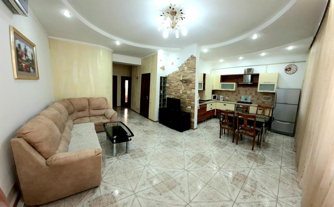 Elegance Apartment Chisinau Center Close To Stefan Cel Mare Εξωτερικό φωτογραφία